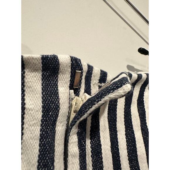 Banana Republic Size 00 Petite Mid Rise Chino Shorts Beach Striped Black White - Picture 5 of 13
